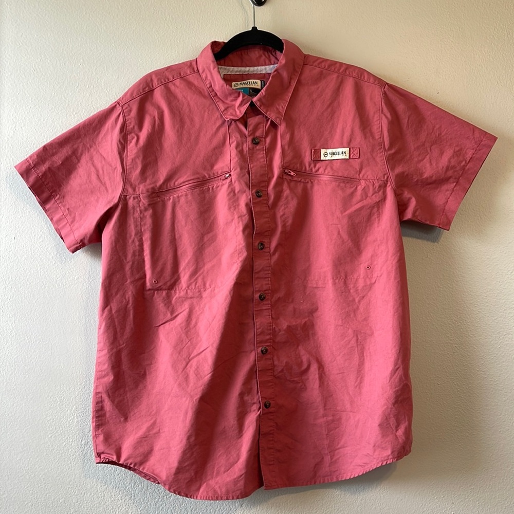 Magellan Outdoors Men’s L Fishing Shirt